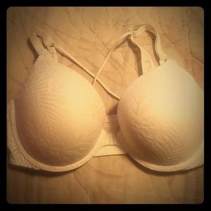 PINK bra V.s brand